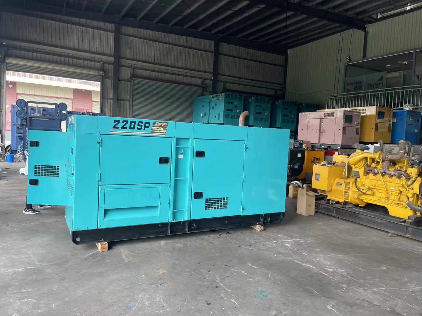 船山800kW 柴油发电机的输出电流波动范围是多少？